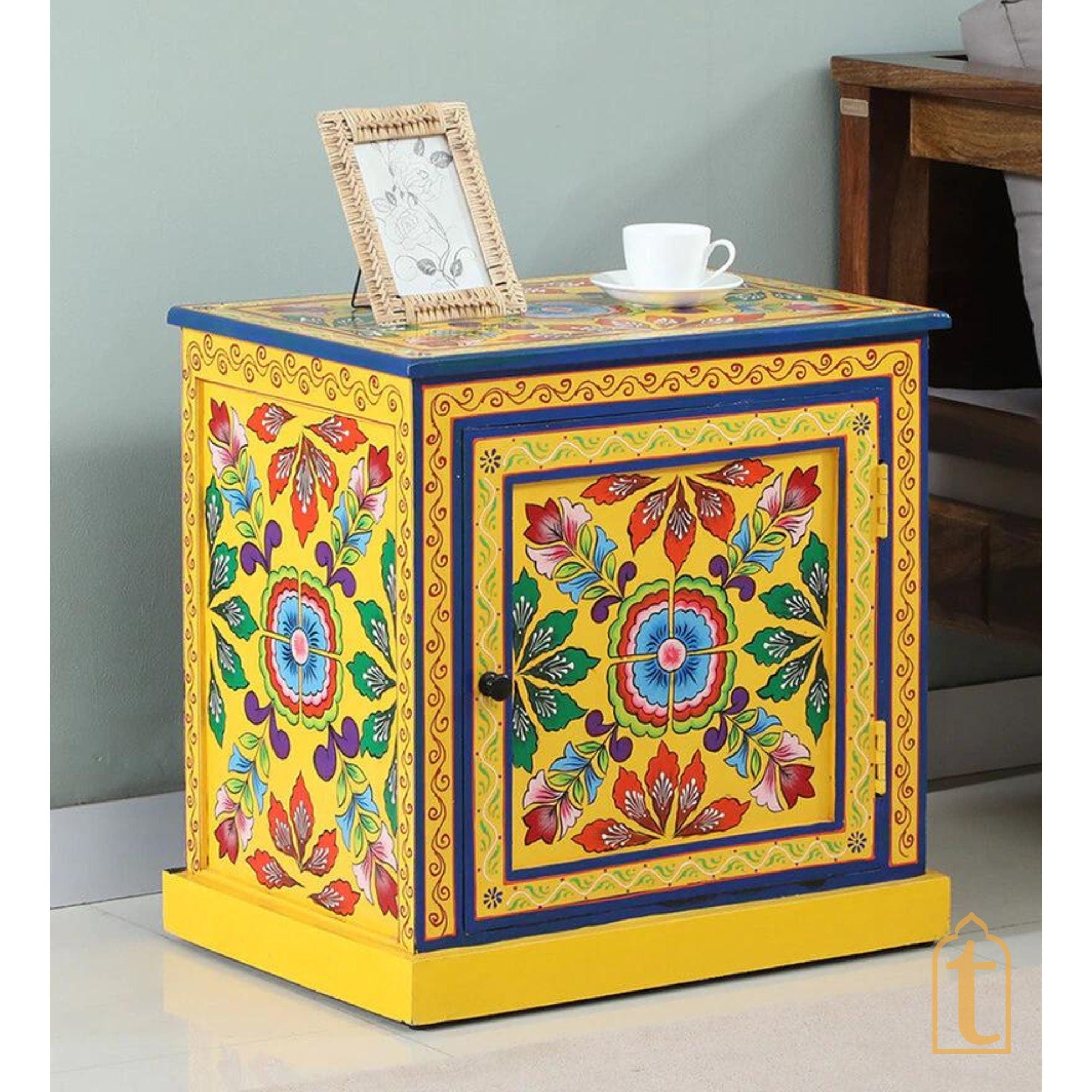 Hand Painted Solid Wood Bedside Cabinet With 1 Door In Yellow Color /  Night Stand Hand Painted Night lamp Stand.