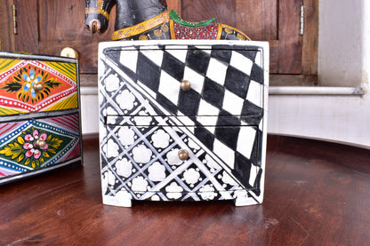 Mini chest of Drawers, Hand paint wooden Box, Small jewelry box, Trinket Drawers, Jewelry Box for girl, Desktop Organizer, Floral furniture