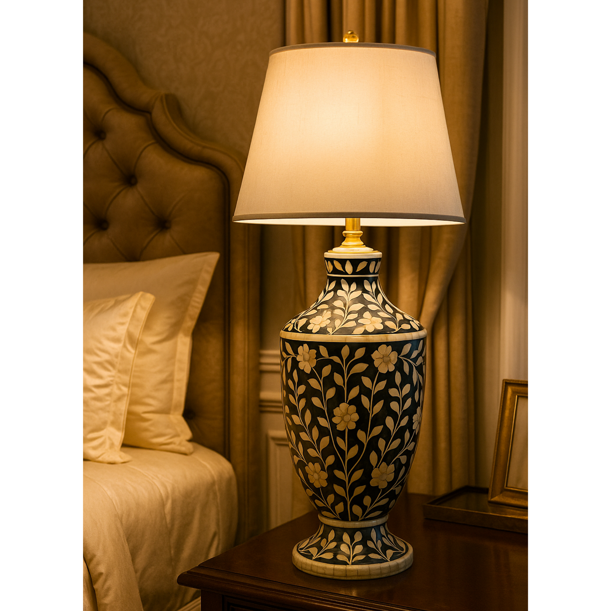 Bone Inlay Floral Pattern Black Resin Lamp for Bedroom