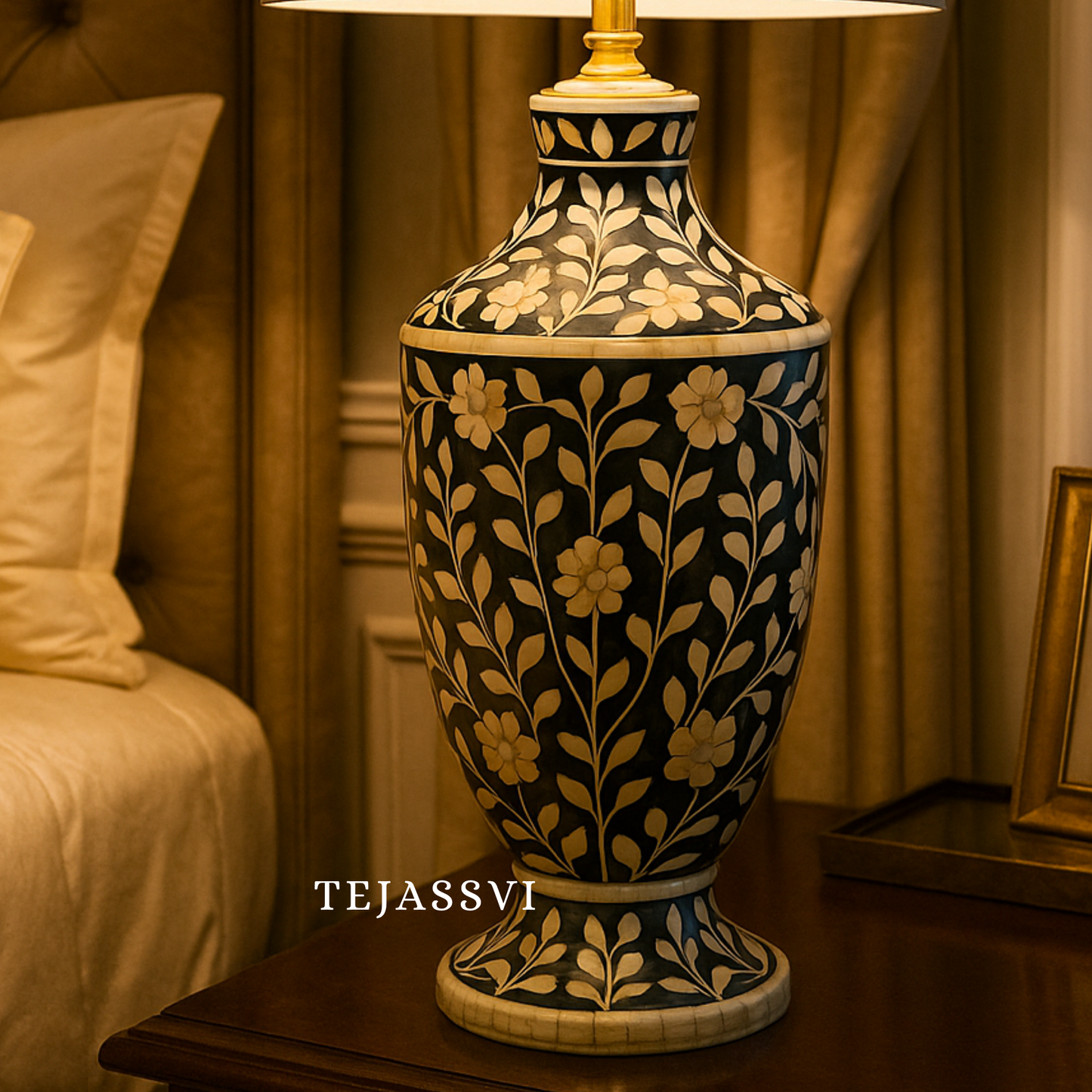 Wooden Bone Inlay Floral Pattern Lamp for Bedroom / Bone Inlay Bed Room Lamp / Bedroom Décor Lamp / Handmade Inlay Table Lamp Home Décor Accent Light