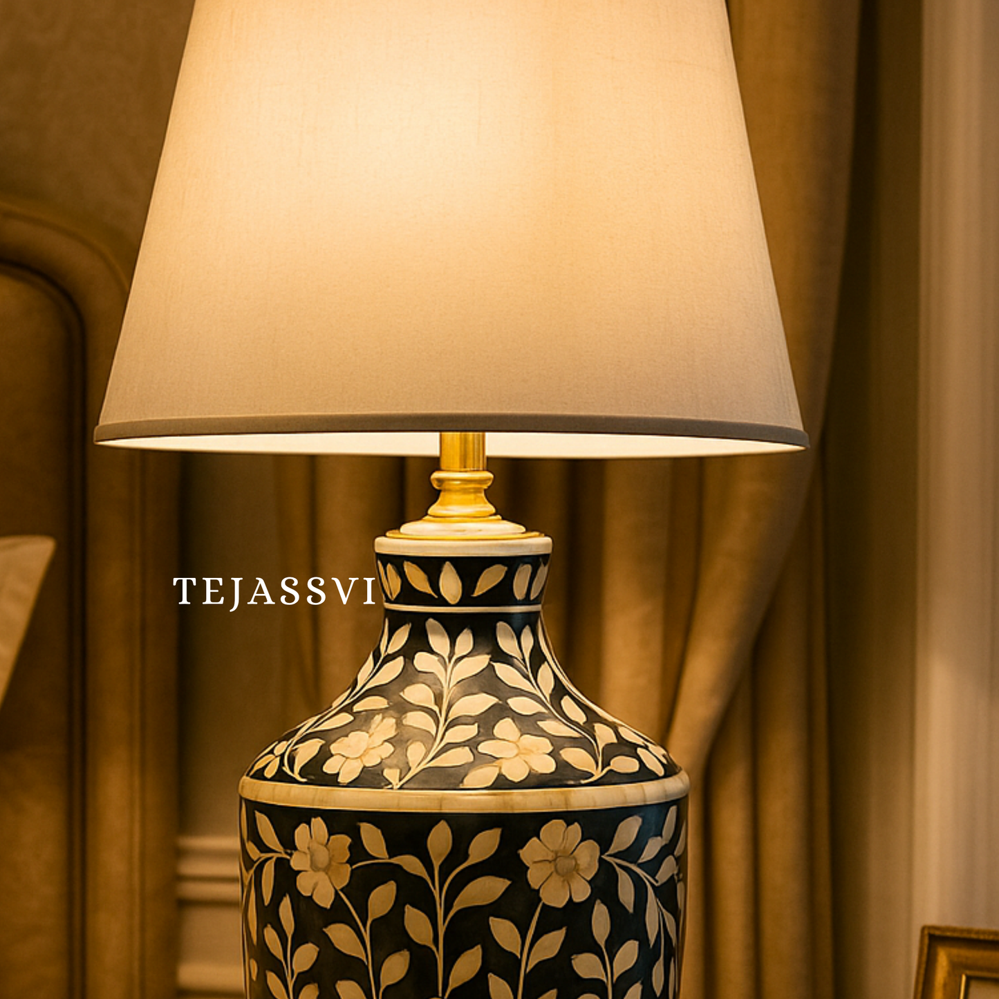 Wooden Bone Inlay Floral Pattern Lamp for Bedroom / Bone Inlay Bed Room Lamp / Bedroom Décor Lamp / Handmade Inlay Table Lamp Home Décor Accent Light