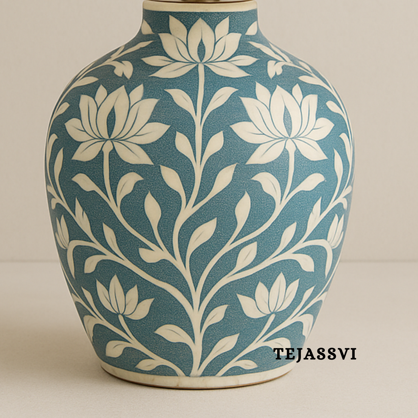 Wooden Bone Inlay Floral Pattern Lamp for Bedroom / Bone Inlay Bed Room Lamp / Bedroom Décor Lamp / Handmade Inlay Table Lamp Home Decor Accent Light