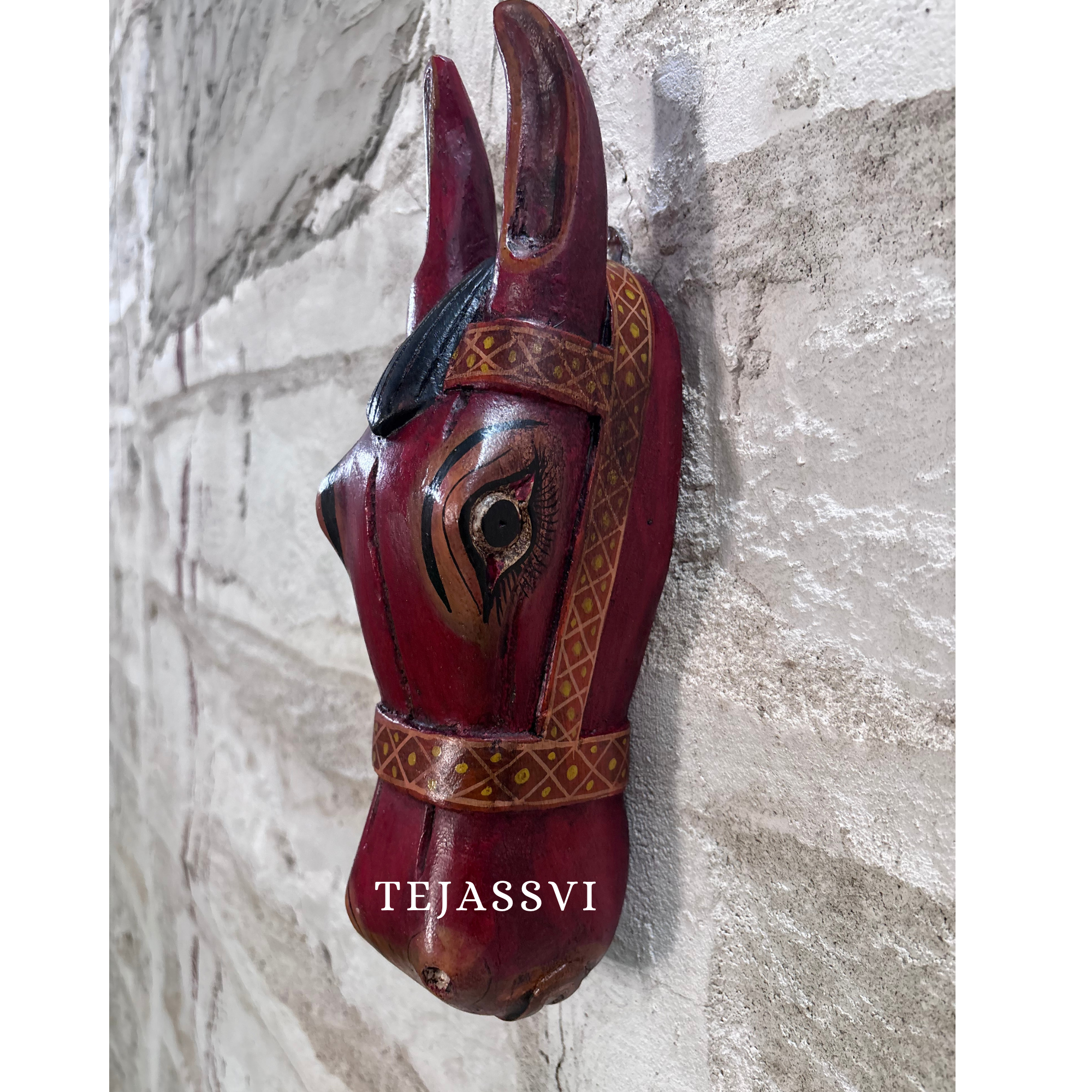 Wooden Horse Head for Wall Hanging and Solid Wood Décor Horse and Statue Décor