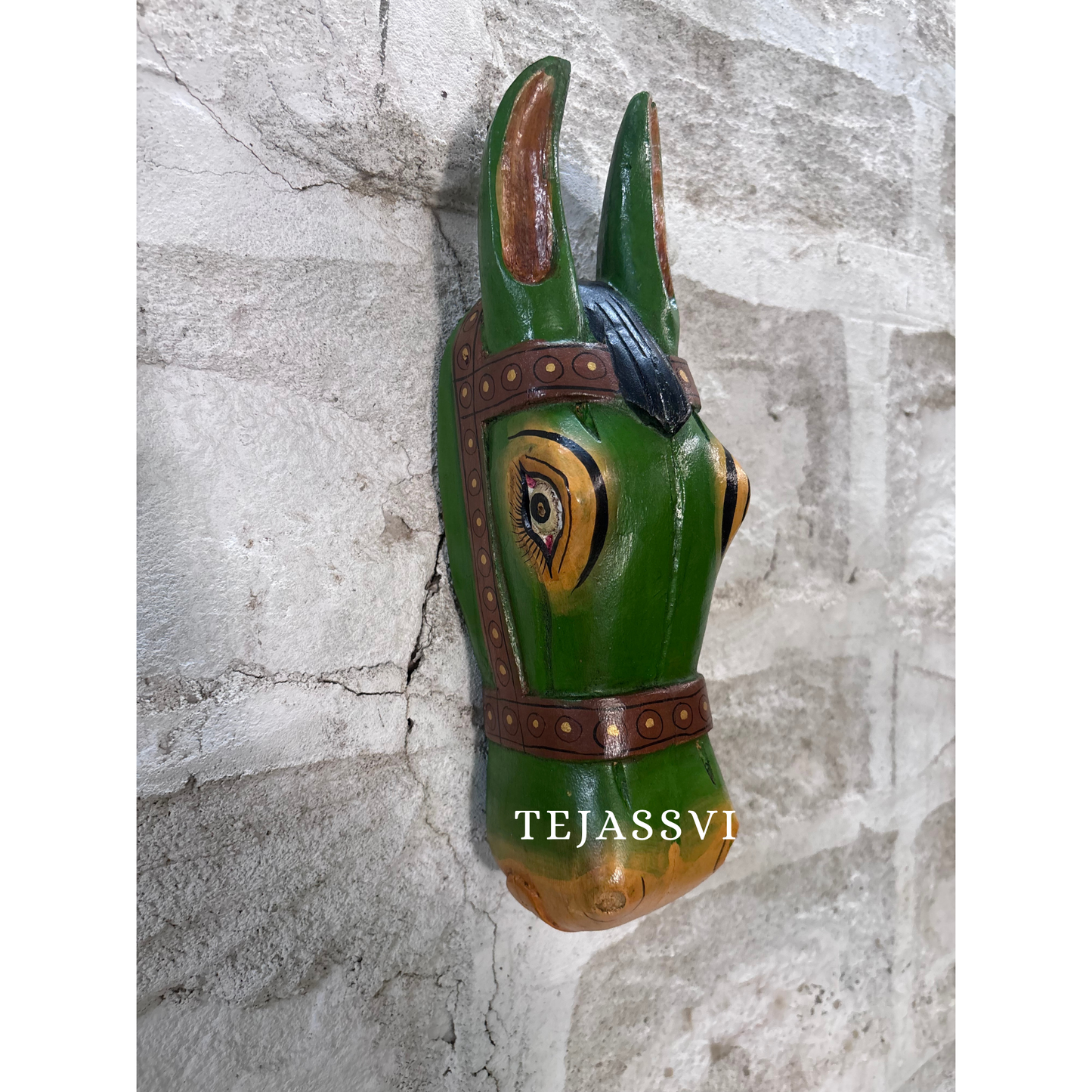 Wooden Horse Head for Wall Hanging and Solid Wood Décor Horse and Statue Décor