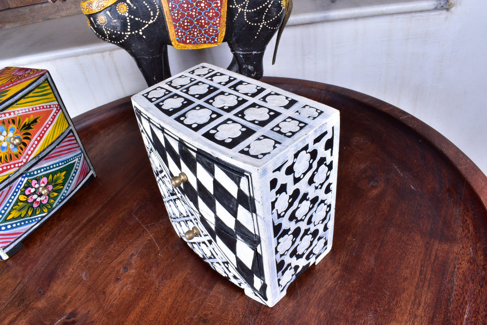 Mini chest of Drawers, Hand Paint Wooden Box / Small Jewelry Box / Trinket Drawers Jewelry Box for Décor / Desktop Organizer.