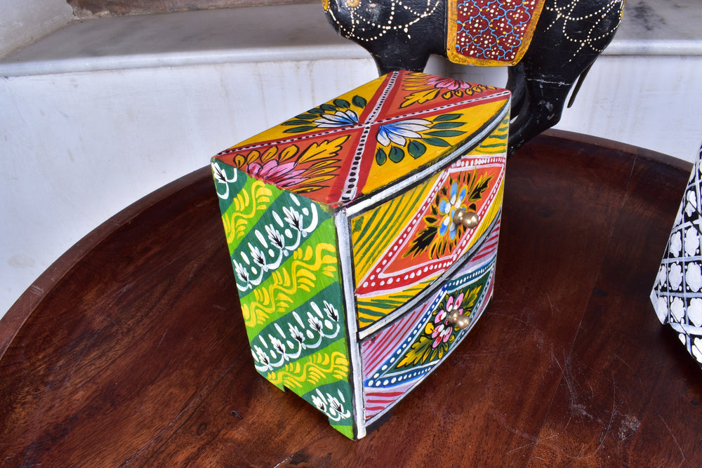 Mini chest of Drawers, Hand Paint Wooden Box / Small Jewelry Box / Trinket Drawers Jewelry Box for Décor / Desktop Organizer.