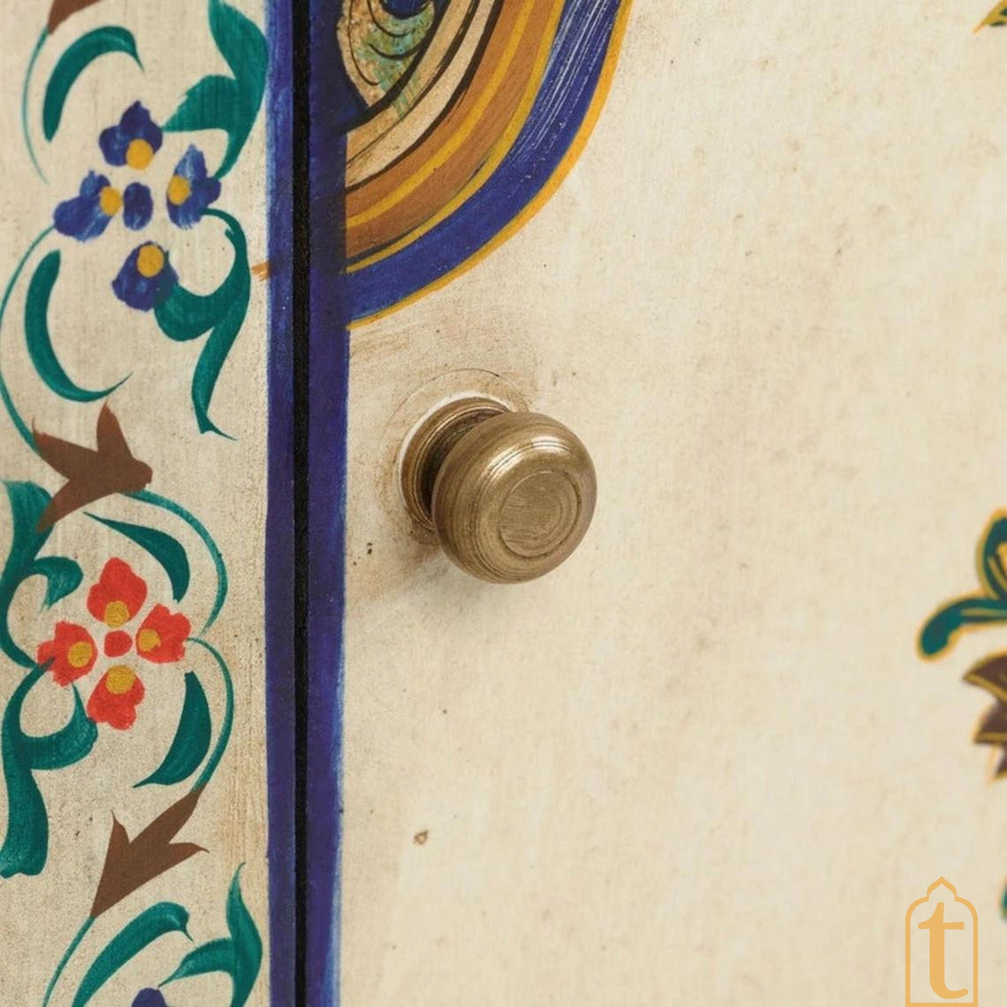 Wood Beautiful Flower Painted Side Storage Cabinet / Wood Cabinet Wooden Furniture Nightstand Bedside Storage Living Room Furniture Décor.