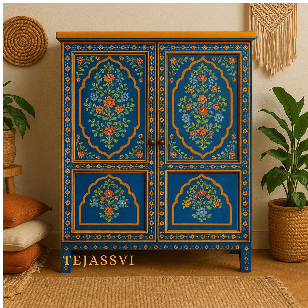 Wooden Hand Painted Sideboard and Luxury Furniture for Home Décor