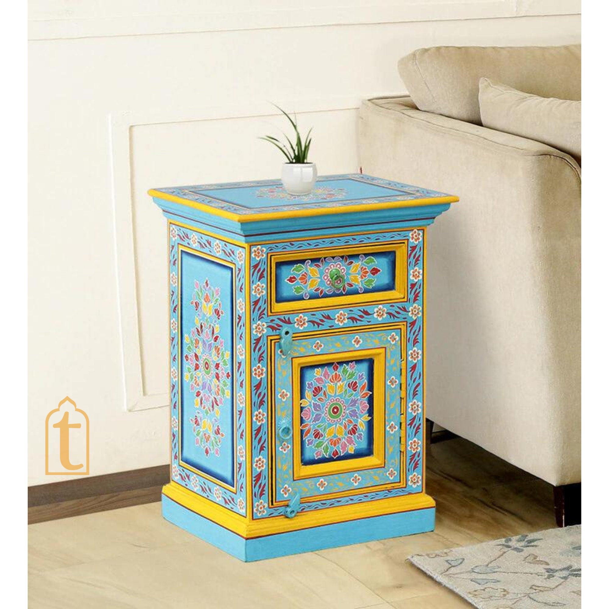 Handmade Modern Stylish Classy Central Drawer Table / Living Room Decorative Luxury Bedside Table / Night Lamp stand Table / Handicraft Table.