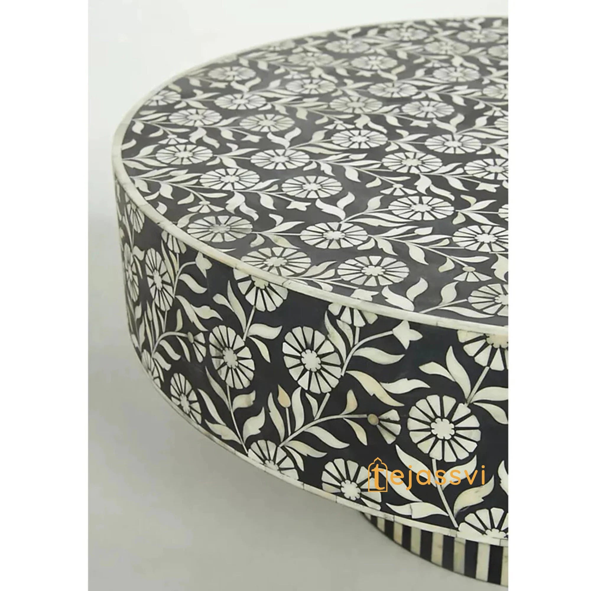 Wooden Round Floral Pattern Centre Table / Handmade Bone Inlay Coffee Table / Round Center Table / Round Coffee Table / Bone Inlay Cocktail Table.
