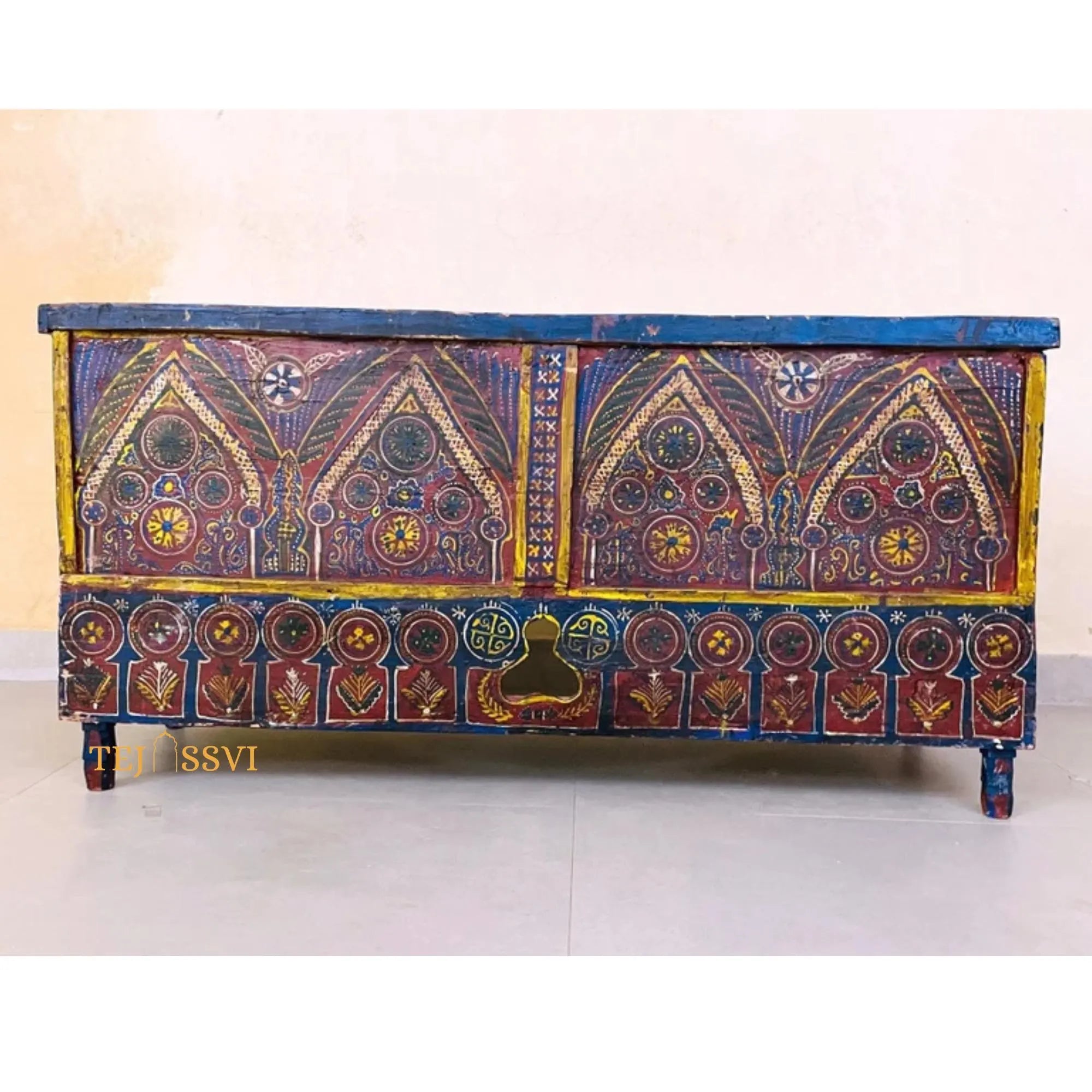 Wooden Indian Storage Trunk / Treasure Chest Furniture / Home Décor / Hand Painted Storage / Hand Painted Indian Trunk / Treasure Box.