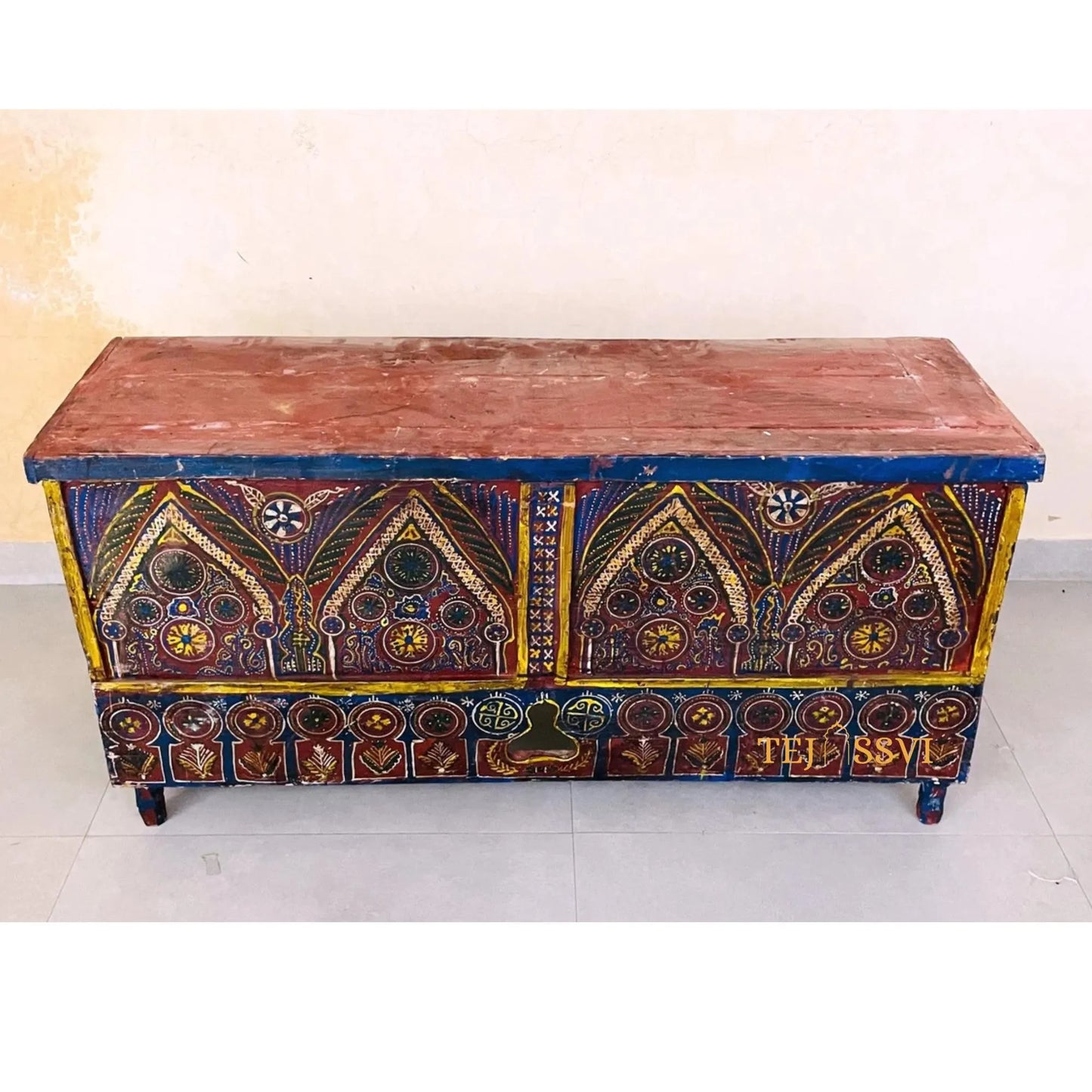 Wooden Indian storage trunk, treasure chest, furniture, home and living,Painted storage,Handpainted Indian Jewellery / Treasure Box.