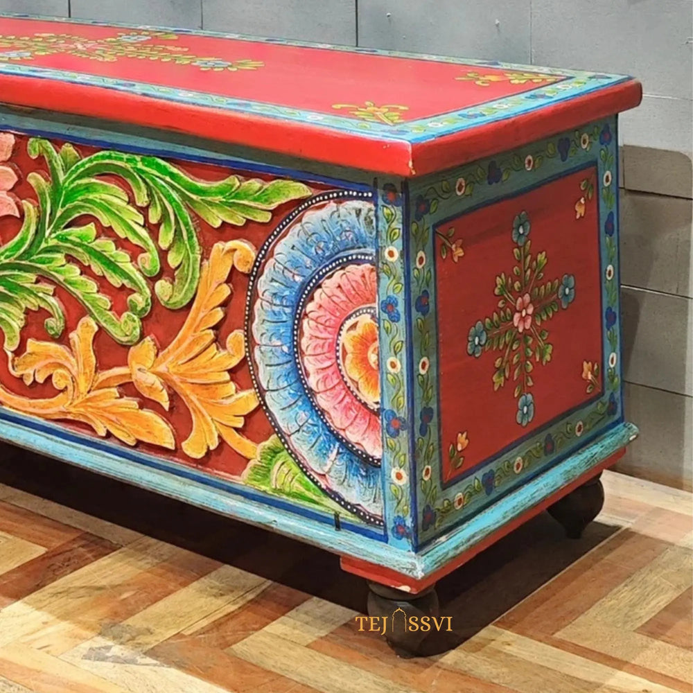 Indian Storage Trunk Box / Treasure chest Furniture Home and Livingroom Décor / Painting Storage Box / Indian Treasure Box.