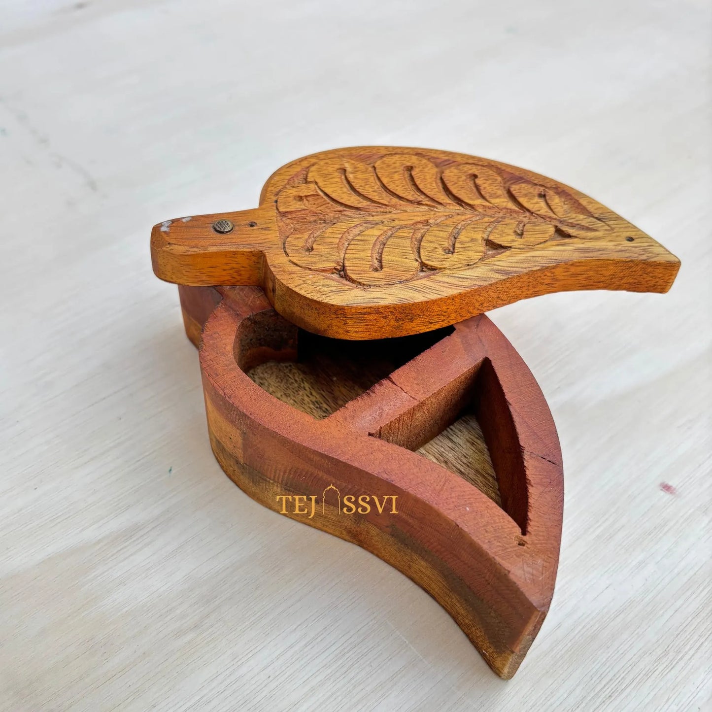 Vintage Indian Wood Box: Reclaimed Shaving & Jewelry Storage/wooden box/vintage box /wooden hand carving box .