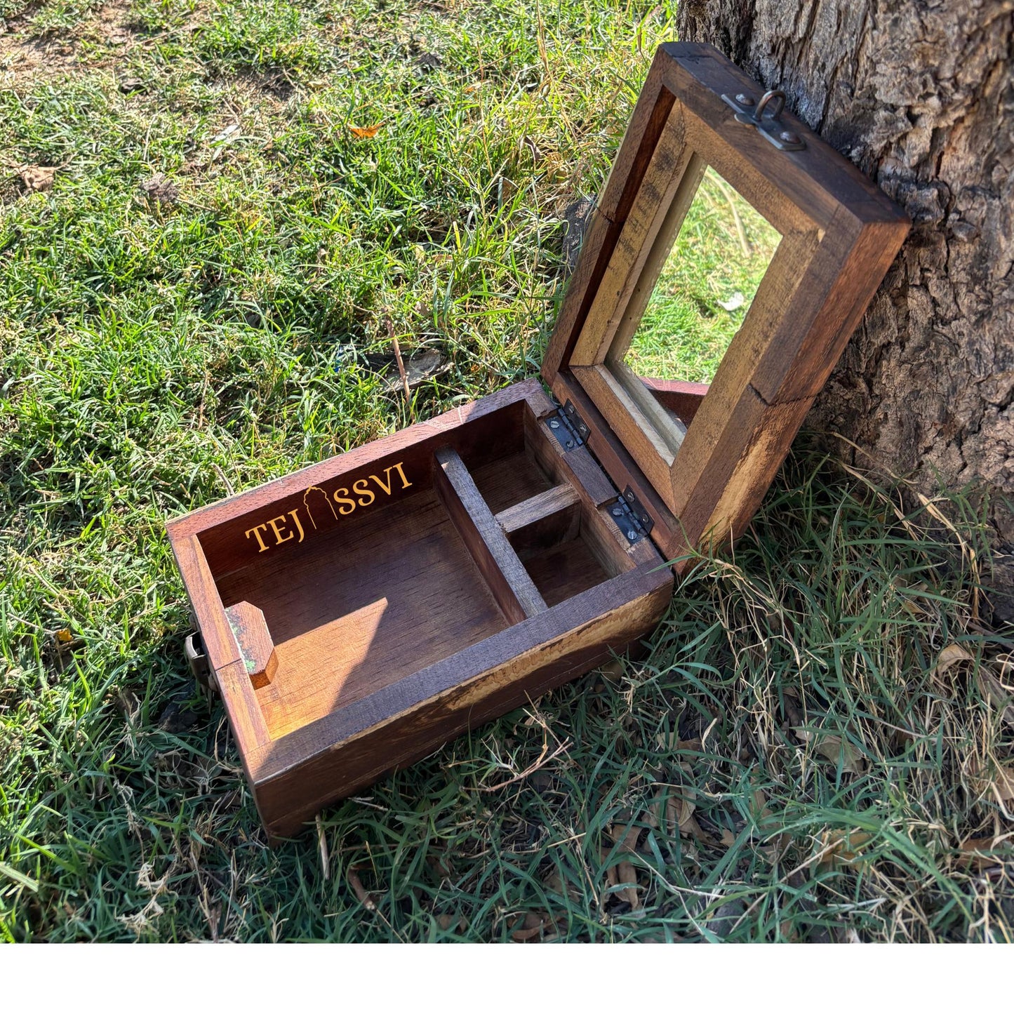 Antique Indian Shaving Box with Mirror: Reclaimed Wood & Brass / wooden hand painted saving box/ wooden box/ painting box with mirror .