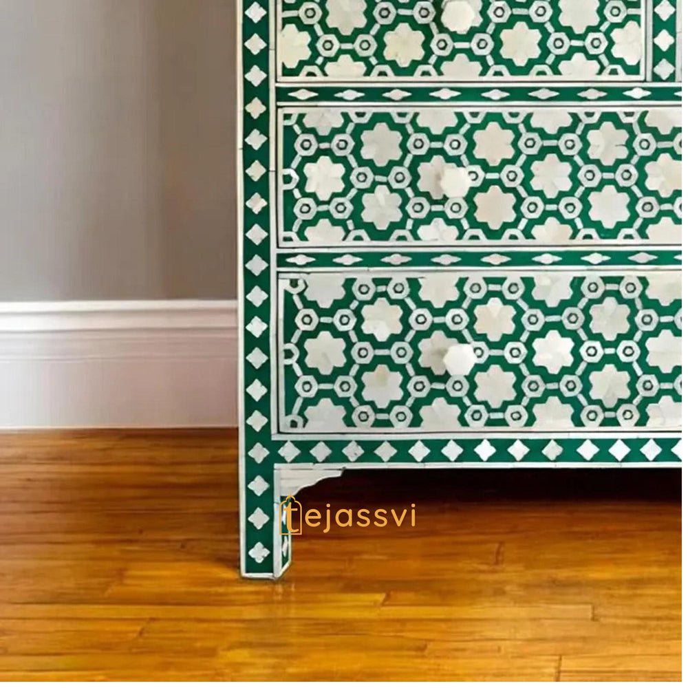 Bone Inlay Floral Pattern Chest of 4 Drawer / Bone 4 Drawer Dresser / Wooden Bone Inlay Chest of Drawers / Bone Inlay Furniture Sideboard Unit.